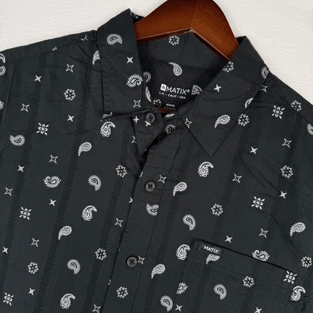 Matix Mens M Short Sleeve Button Up Shirt Black Paisley Star AOP Skater Western